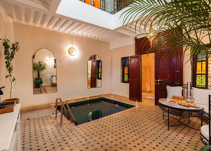 Riad Privé Dar L'Étoile - Jacuzzi Piscine&Petit Déj inclus Marrakesh